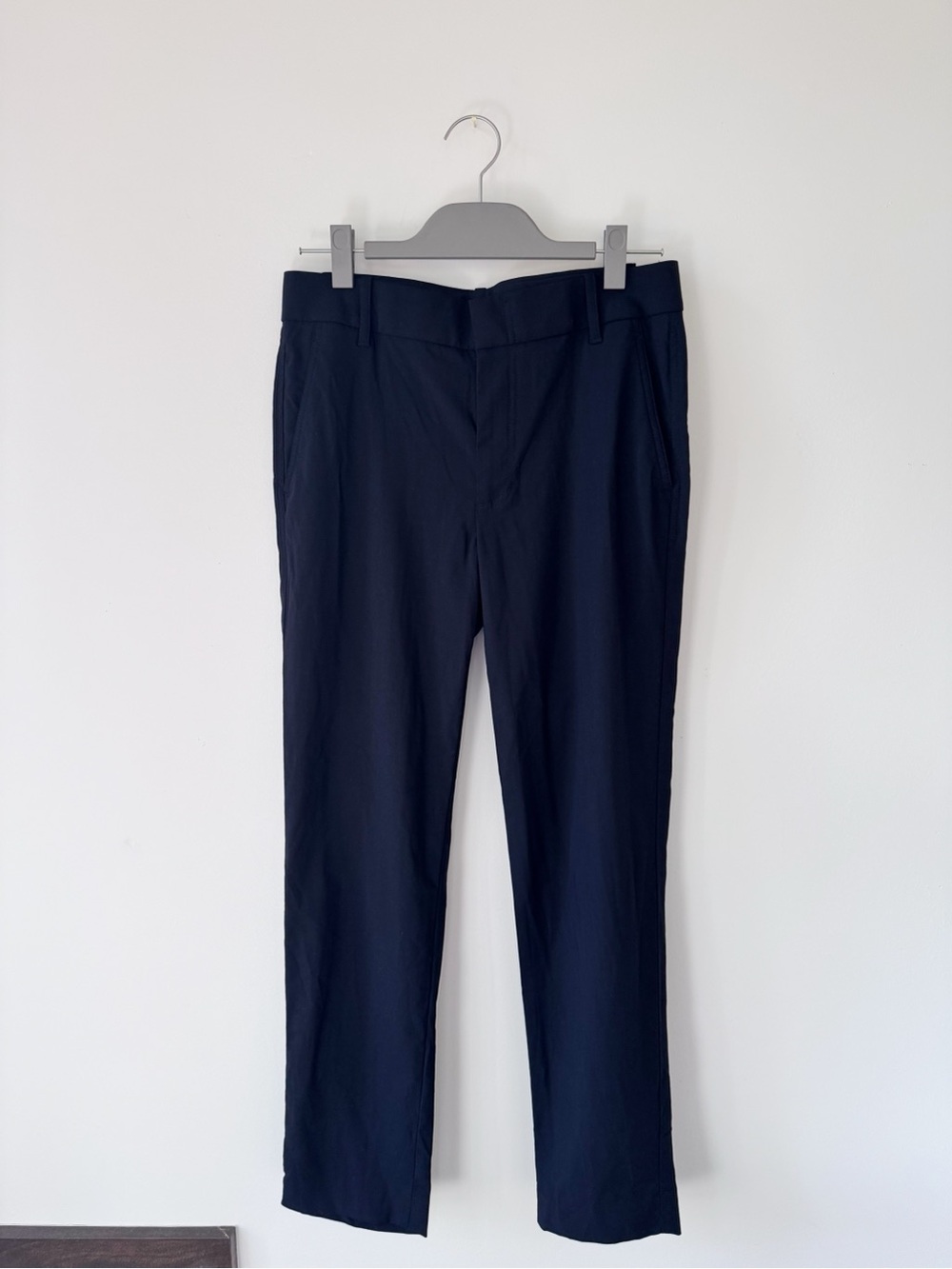 VINCE tailored charcoal slacks, size 6